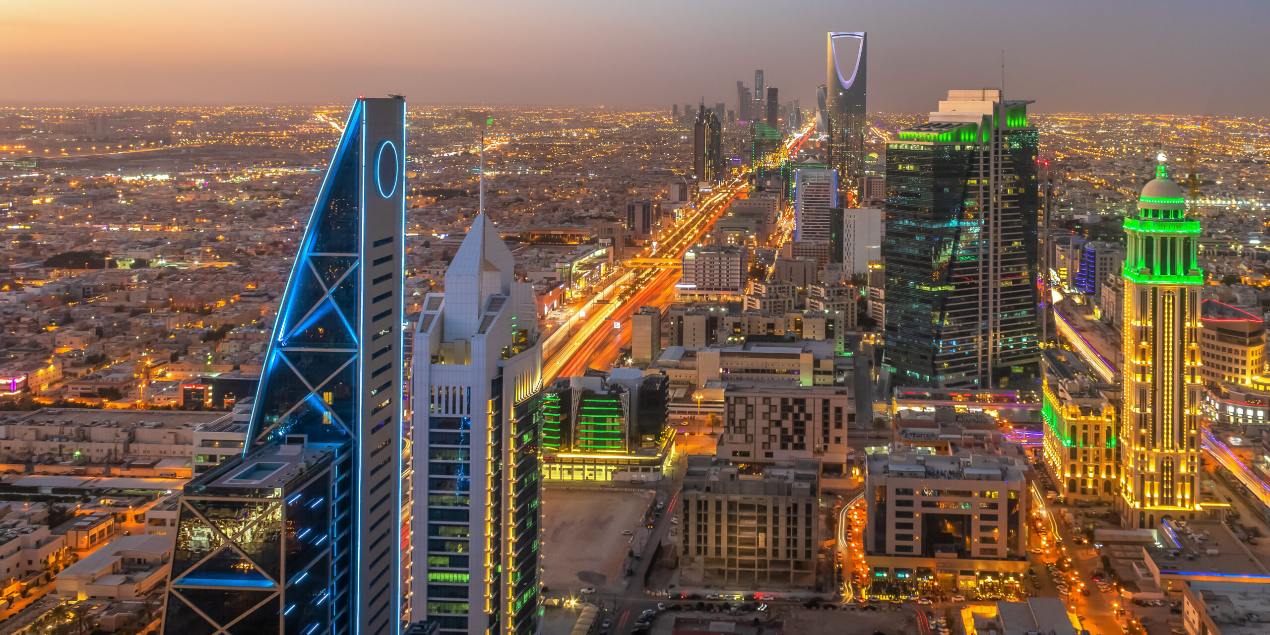 Kingdom,Of,Saudi,Arabia,Landscape,At,Night,-,Riyadh,Tower