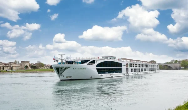 Uniworld Brings Hungary’