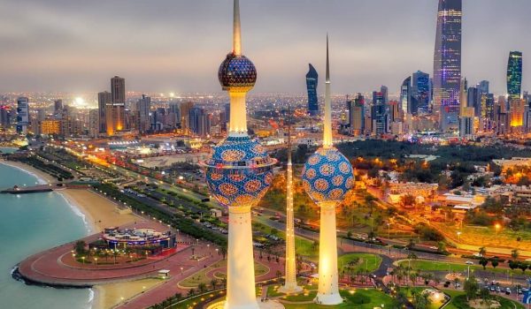 Experience Kuwait’s Coastline,
